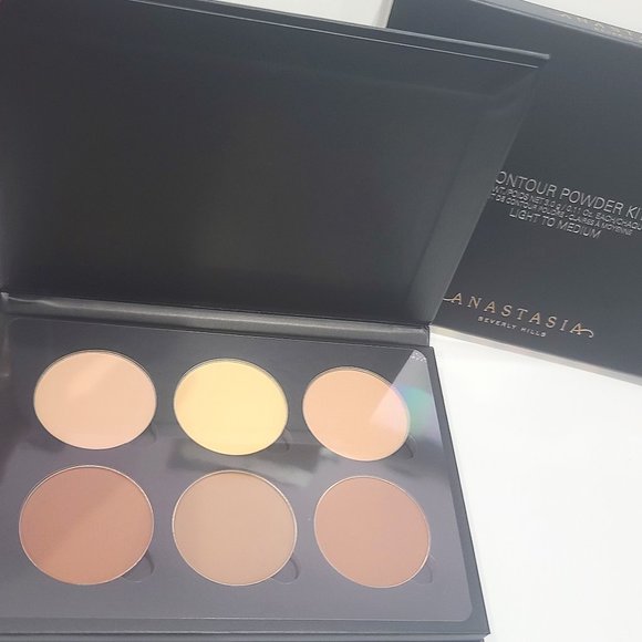 SALE 💛 Anastasia LIGHT TO MEDIUM Contour Kit ✨ NEW IN BOX - Picture 13 of 13